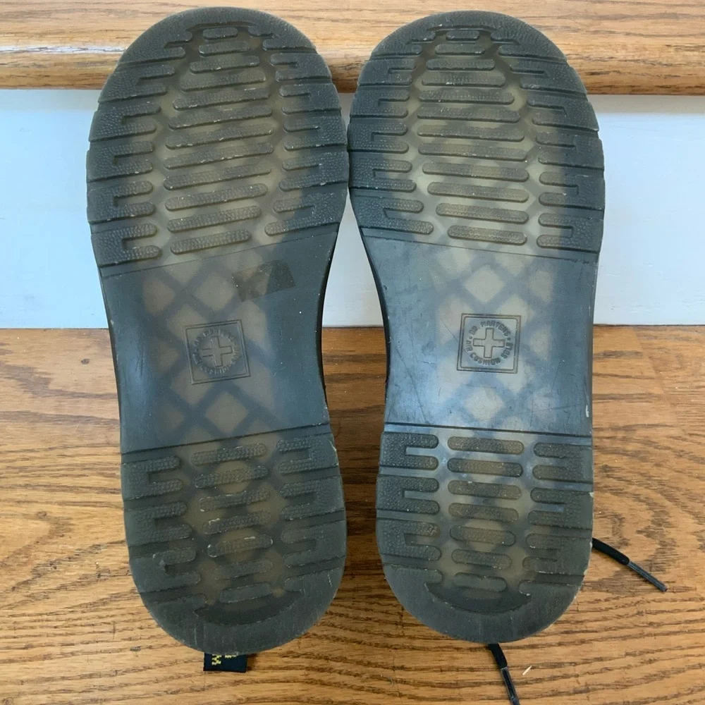 Dr. Martens Air Wair Sz 3 Youth Kids Blk Leather Ankle Zip Boots Bouncing Soles - Picture 6 of 9